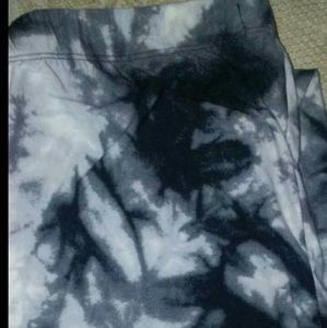 Tie dye capri